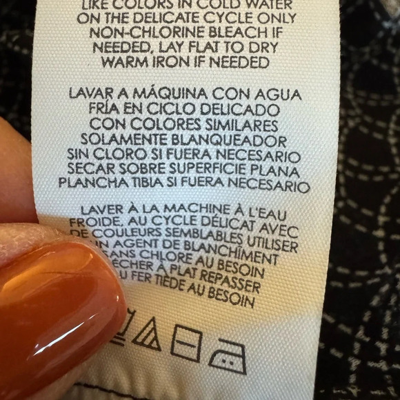 Cabi Scallop Mermaid Scale Layered Tank Top Size M - Picture 5 of 8